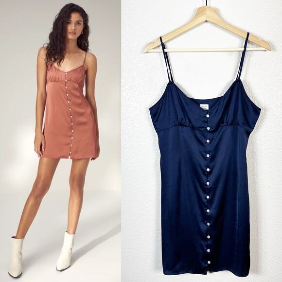 Wilfred by Aritzia Womens Y2K Feminine Bloom Satin Slip Dress in Navy Blue 10 - Picture 1 of 8